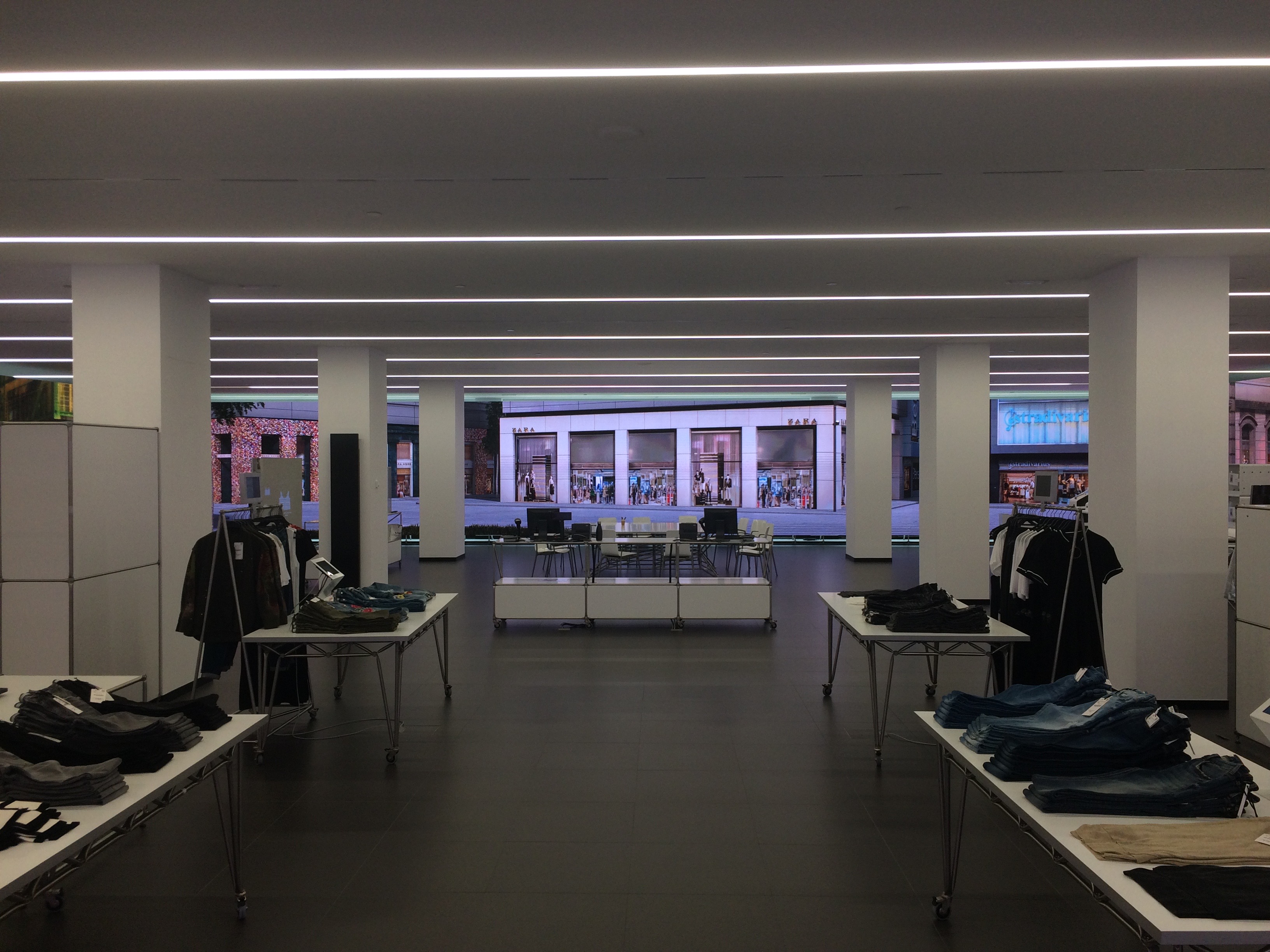 INDITEX SHOWROOM